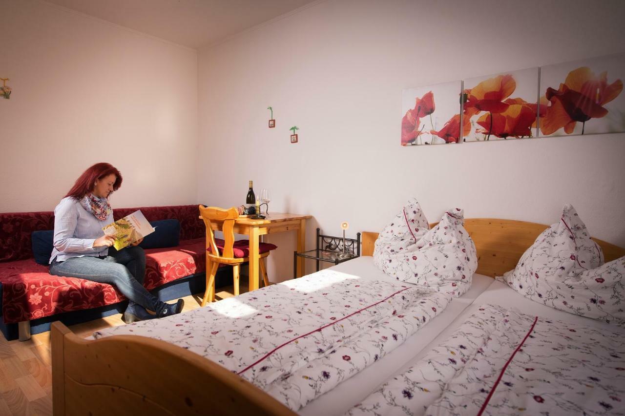 Weingut Familie Krell Ξενοδοχείο Mitterretzbach Εξωτερικό φωτογραφία